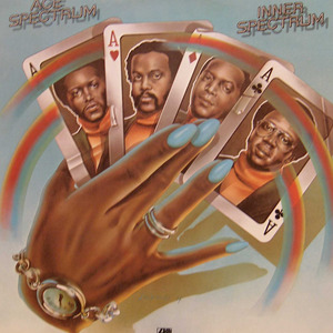 美女脱内内的视频
